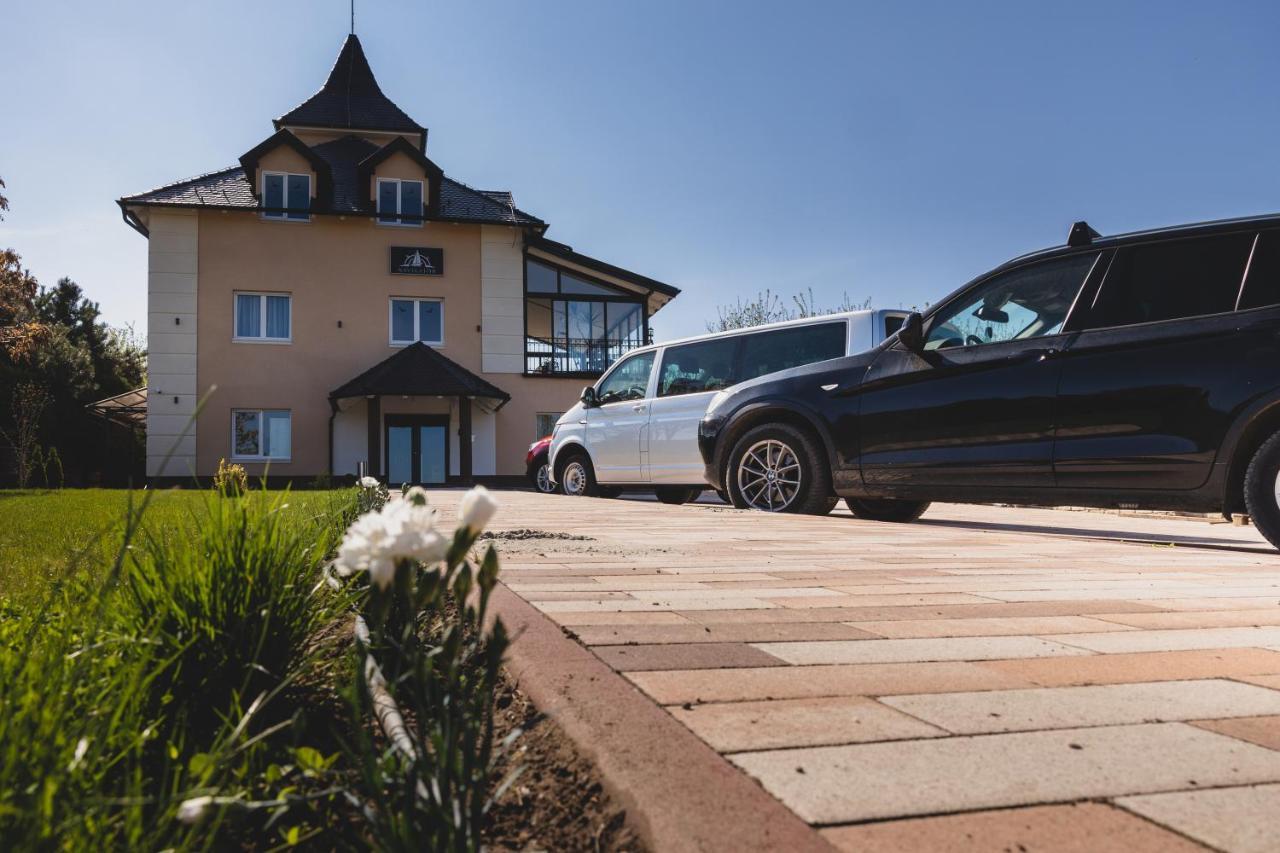 Hotel Navigator Palić Esterno foto