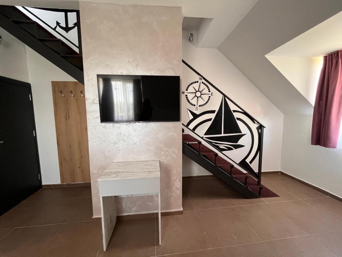 Hotel Navigator Palić Esterno foto