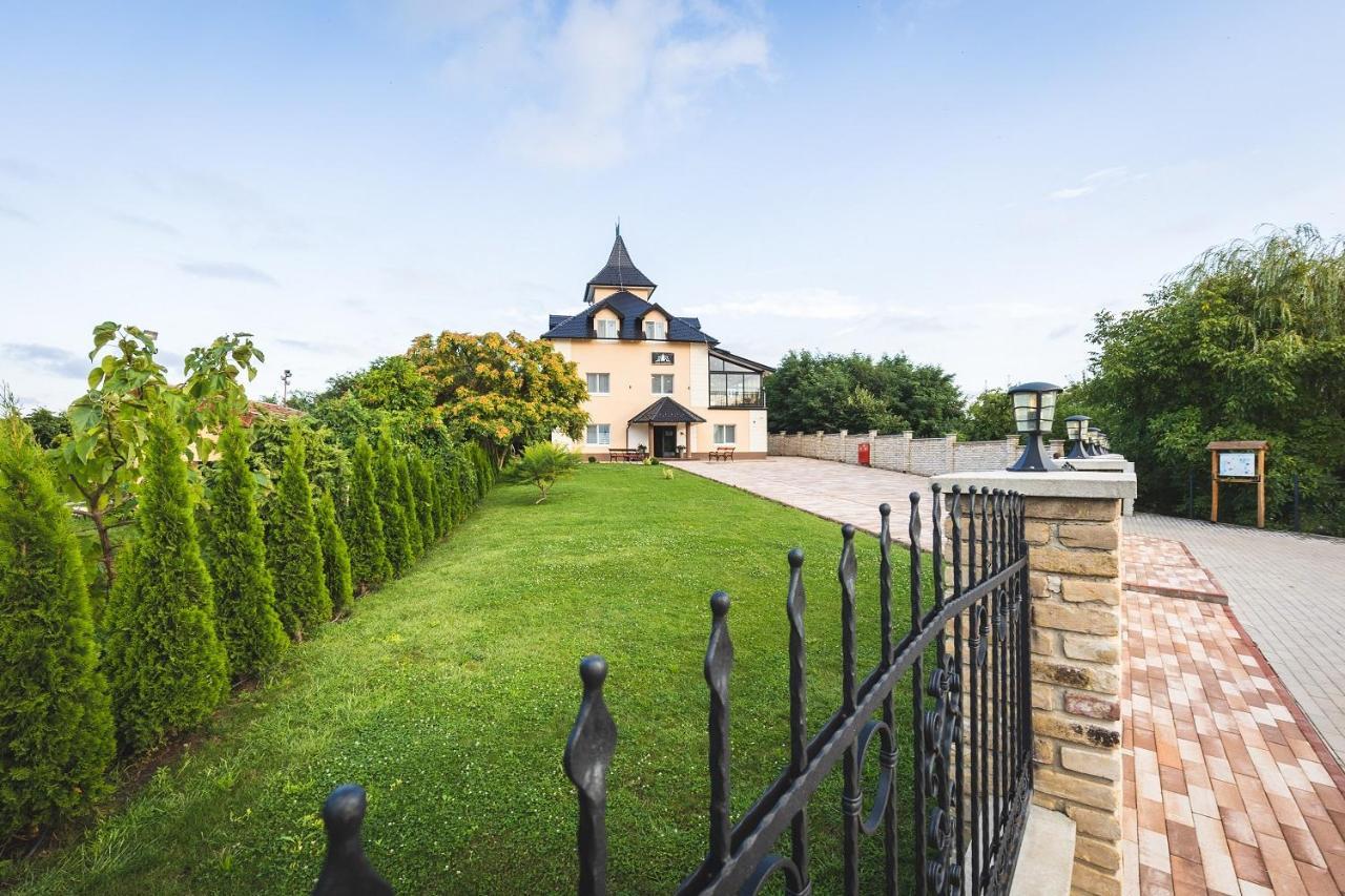 Hotel Navigator Palić Esterno foto